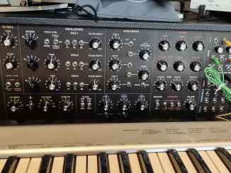 NRSynth Retro One MK2